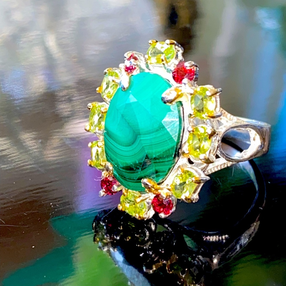 Charming Genuine Malachite Ring with Gemstones